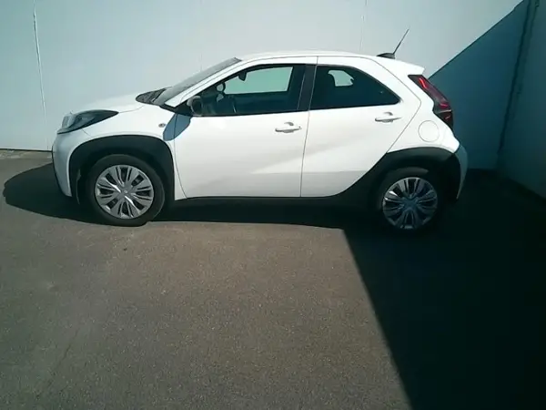 AYGO X